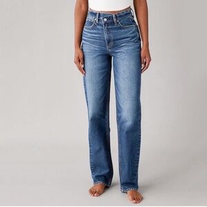 AE Strigid Super High-Waisted Crossover Baggy Straight Jean Woman 6 Blue Preppy